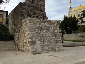 Old wall Durres